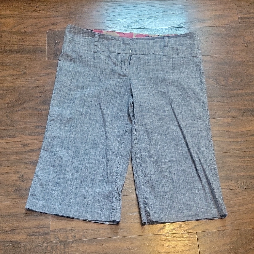 Maurices Heather Gray Capris